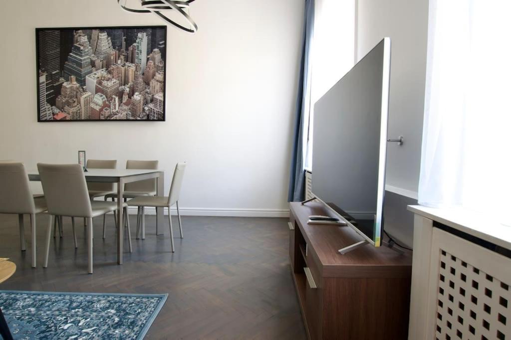 Apartment Premium By Hi5- Anker *